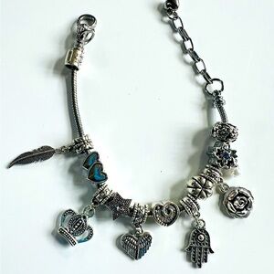 Wing Star Charm Bracelet (8 inches)